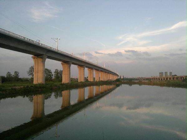成渝鐵路采用松夏<a href='http://www.syracusetalks.com/' target='_blank'><u>空氣彈簧</u></a>